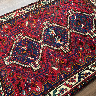 シラーズ産 ペルシャ絨毯 トライバルラグ 204×150cm