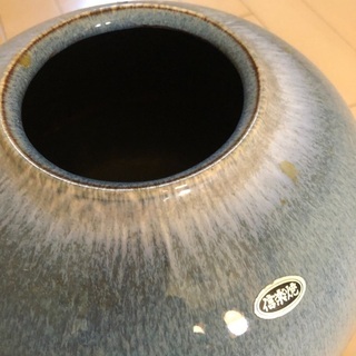 信楽焼の壺の画像