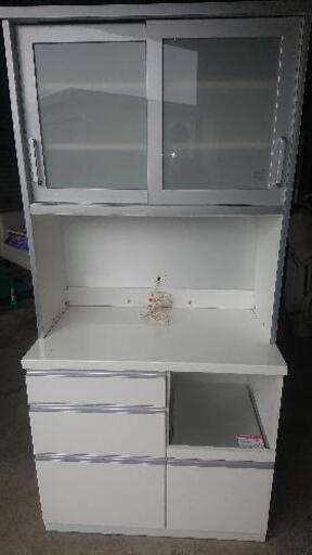ニトリ  食器棚 ホワイト