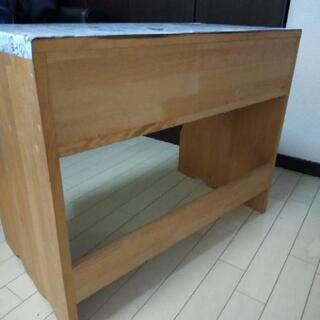 子ども用机の画像