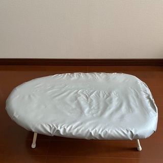 折り畳み式のアイロン台　中古品