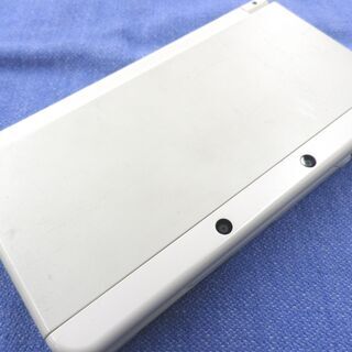 本体のみ new 3DS ホワイト KTR-001 きせかえプレートパック 動作確認済み 3DS 3ds ニンテンドー 西岡店の画像