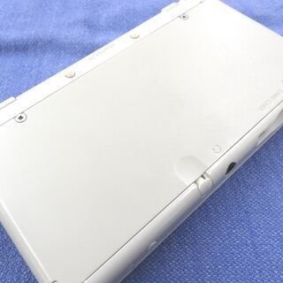 本体のみ new 3DS ホワイト KTR-001 きせかえプレートパック 動作確認済み 3DS 3ds ニンテンドー 西岡店の画像