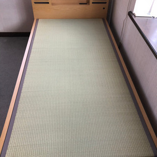 【話し中】シングルベッド