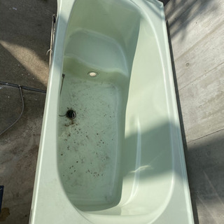 ユニットバスの浴槽の画像