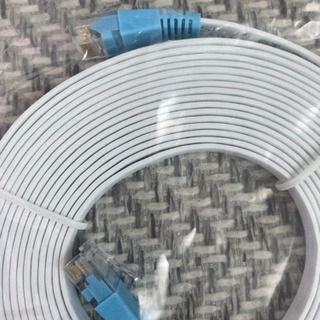 LANケーブルの画像