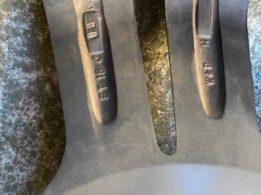 20インチ新品のタイヤとホイル　セット