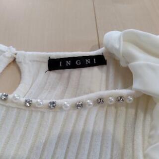 イング　INGNI トップスの画像