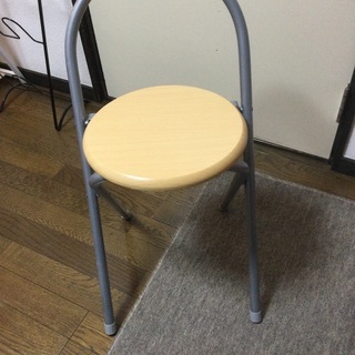 無料！カインズホーム　折り畳み椅子4脚セットで