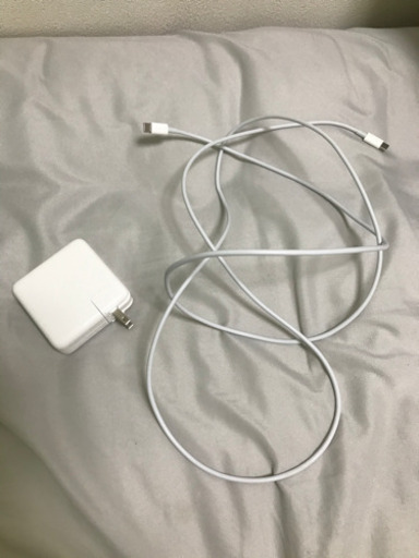 13インチMacBook Pro - スペースグレイ