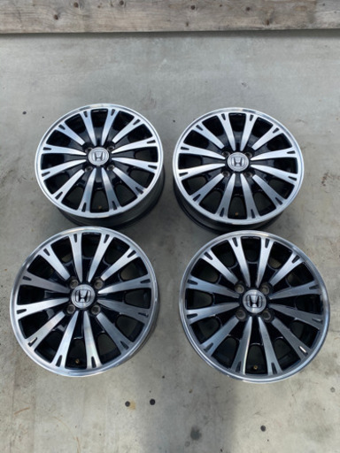 ホンダN-BOXカスタム純正ホイール15インチ