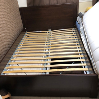 IKEA ダブルベッドフレーム(中古) IKEA ダブルベッドの中古が安い！激安で譲ります・無料で