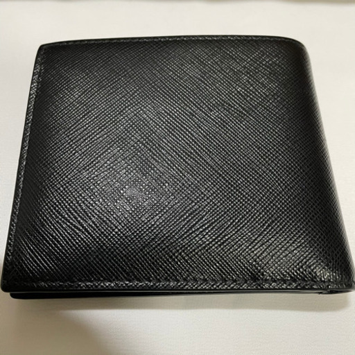 プラダ　PRADA 二つ折り財布