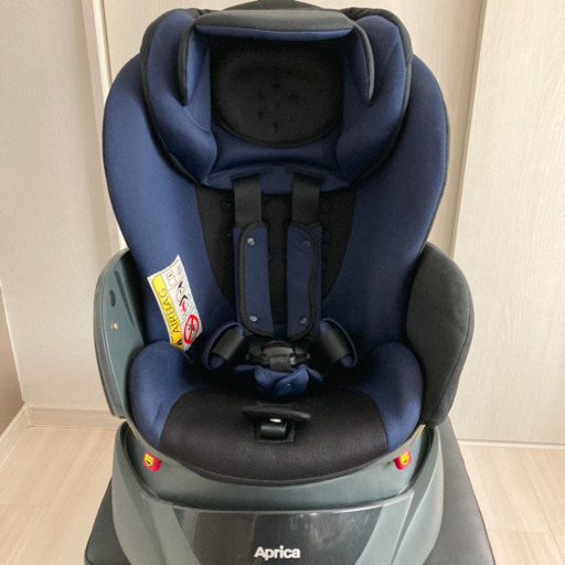 アプリカ　ディアターンプラスAB チャイルドシート