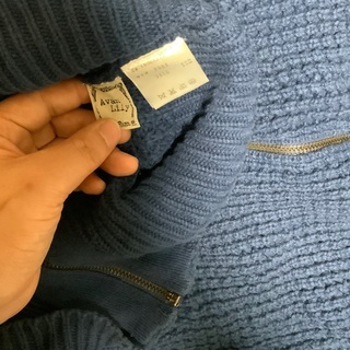 室蘭　登別　手渡し可能　Avan  Lily　レディース【フリー】サイズジップニットパーカーの画像