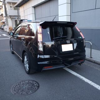 ストリーム1.8RSZ　Sパッケージ　H21後期　車検4/12　走行95000ｋ　社外ＨＤＤナビ&フルセグＴＶ　純正エアロ&純正17ＡＷ　キセノン　3列7人乗りの画像