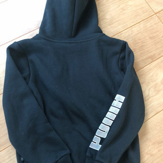 PUMA フルジップパーカー 130の画像