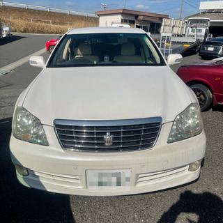 17年式クラウン　ROYAL saloon🉐自社ローン対応可能