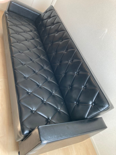 カリモク　スリーピングソファ