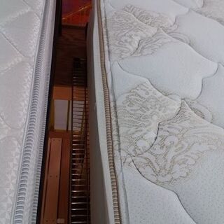 【店舗同時販売中】　ＫＩＮＧＳＤＯＷＮ　キングスダウン＆ＩＤＣ大塚家具　ロイヤルセレ二ティ３　シングルベッド　【店頭ご来店購入限定】　の画像