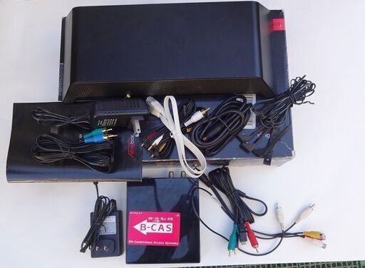 Slingboxスリングボックス PRO-HD+BS・CS・地デジチューナー(DTV-H400S) 動作確認済み　 中