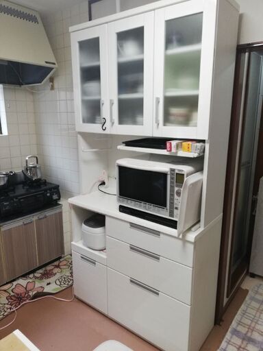 食器棚譲ります◆ニトリ幅100㎝､高さ205㎝