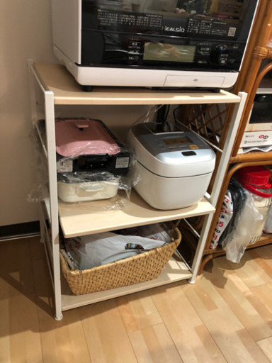 収納ラック　３月末引き渡し