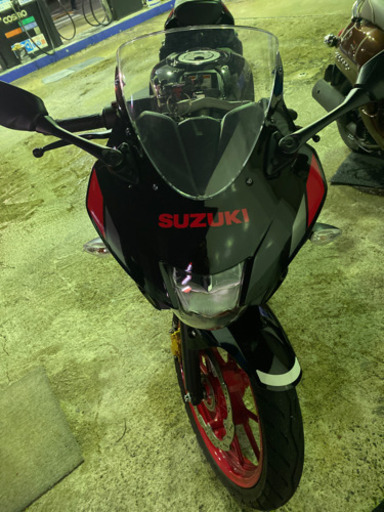 スズキgsx r125距離2400k 自賠責4年6ヶ月残ってます！