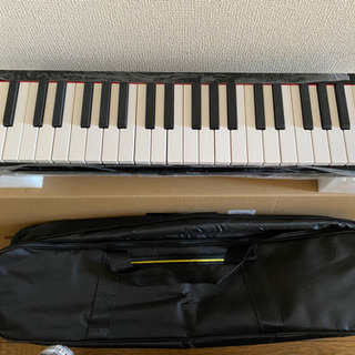 【配送可】Veetop 電子ピアノ 折り畳み式 88鍵盤　ペダル付き　(折りたたみピアノ)の画像