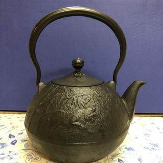 南部鉄瓶の画像