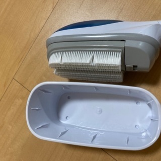 スチームアイロン／2回だけ使用しています。の画像