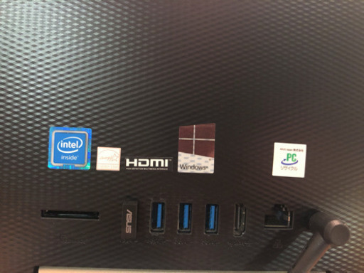 オールインワンPC | ASUS  Vivo AiO V221IDUK (ブラック）[中古]