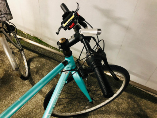 自転車　チャリ　ロードバイク　クロスバイク