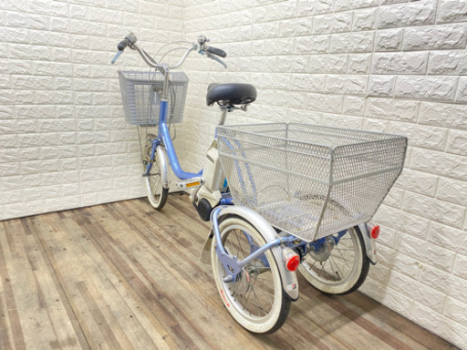 BRIDGESTONE  三輪車　8.1Ah 電動アシスト自転車　中古車　(A5BF0210)