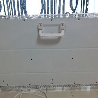 遠赤外線パネルヒーターの画像