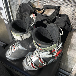【スキーブーツ】ノルディカ・ケース付きの画像