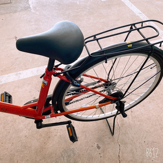 自転車26インチ赤 カゴ、鍵つき - 家具