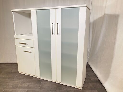 ミドルレンジボード ニトリ 白 収納棚 食器棚 中古品