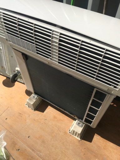 ①CORONA コロナ ルームエアコン CSH-N2216RE4-W 2.2kw 2017年製