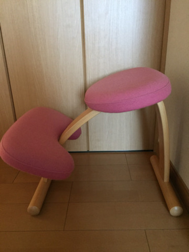 バランスチェア●姿勢が良くなります！●ピンク