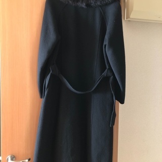 美品ファー付きコート　11号の画像