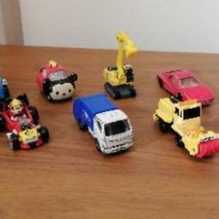 トミカ ミニカー56台セット+おまけの画像