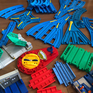 プラレール　トーマス　多量　まとめて　たくさんの画像