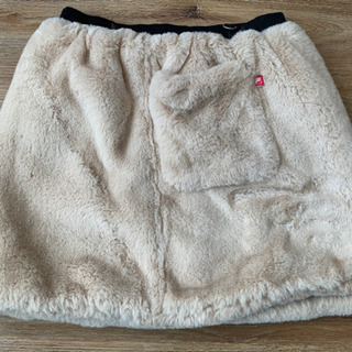 【ゴルフ】FILA 冬用　モコモコリバーシブルスカートMの画像