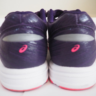 asics  アシックス　スニーカー  23.0㎝の画像