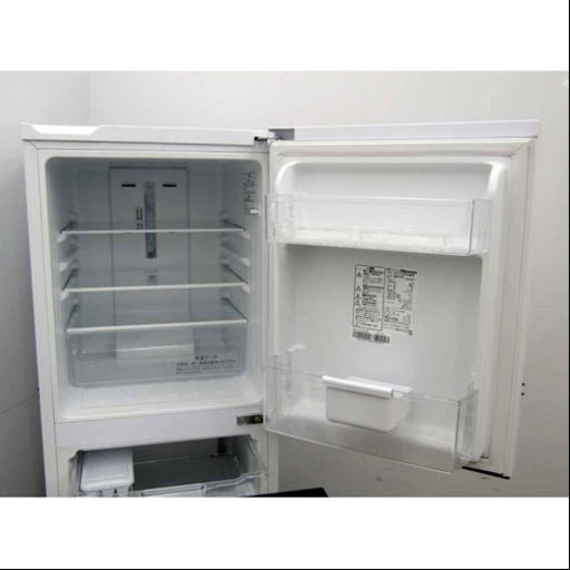 引っ越すので冷蔵庫におまけで机つけます‼️