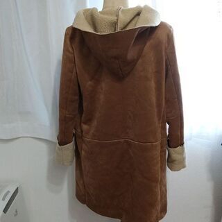 ★URBAN RESEARCH★ムートンコート★フード付★キャメルの画像