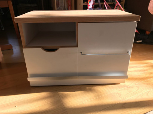 テレビ台