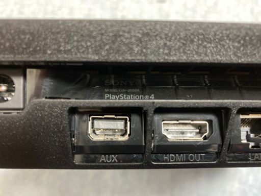 【取引予定者決まりました】PS4 ジェット・ブラック 500GB (CUH-2000AB01) 状態良好　ゲーム機本体 初期化動作確認済み