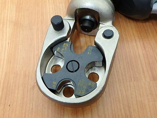 IZUMI 泉精器 電動油圧式工具 REC-150F B06-06